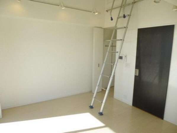 コンフォリア笹塚の物件内観写真